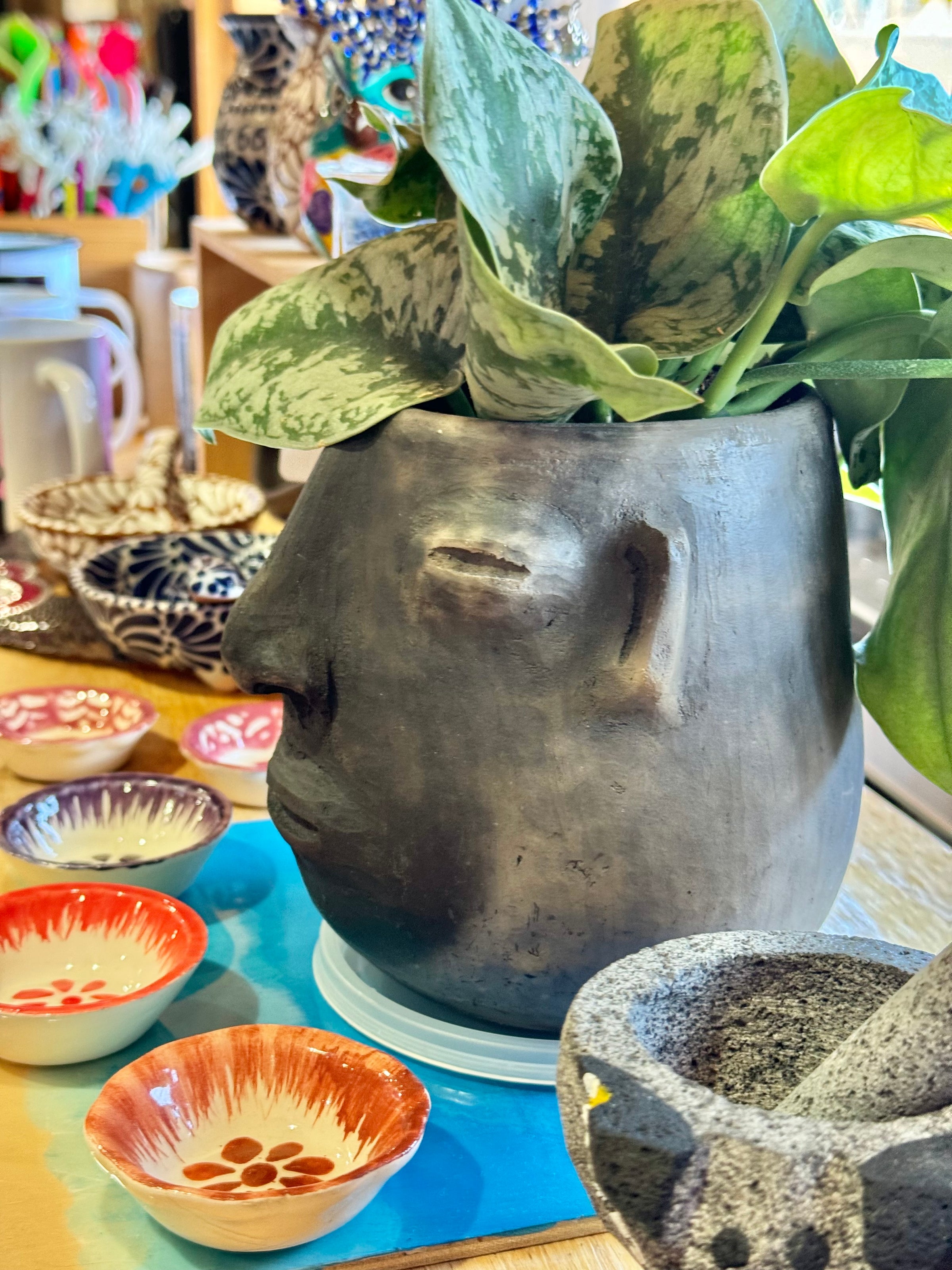 Handmade Clay Face Pot | Hilo De Amor